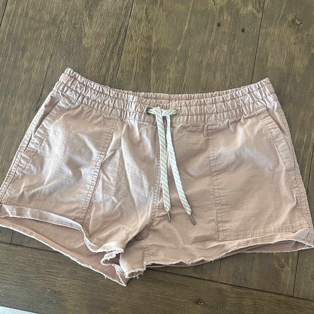 Vuori Women's Light Pink Athletic Shorts